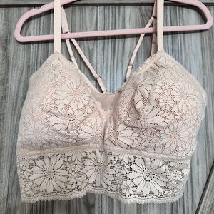 NWOT Aerie Floral Lace Bralette in Soft Pink